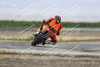 media/May-03-2025-CRA (Sat) [[22b18d099a]]/Races/Race 2/